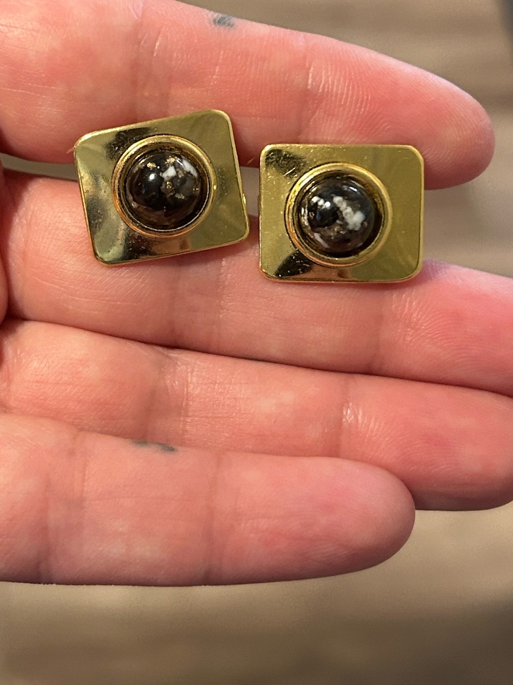 Stone cufflinks - Picture 3 of 6